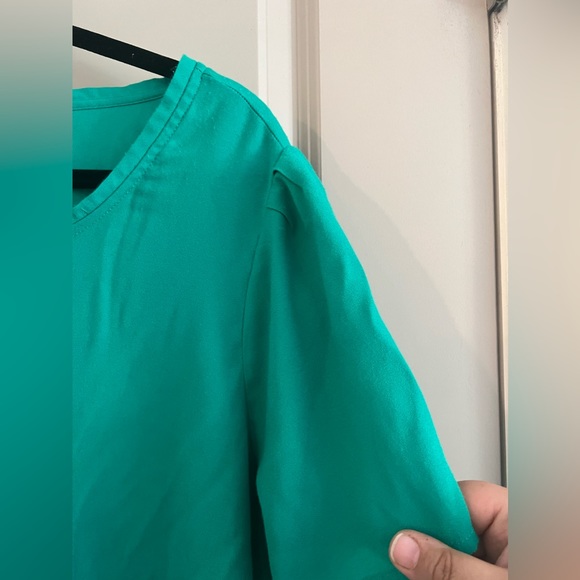 2/$10!! Penningtons bright green top short sleeve blouse 3XL - Picture 5 of 9